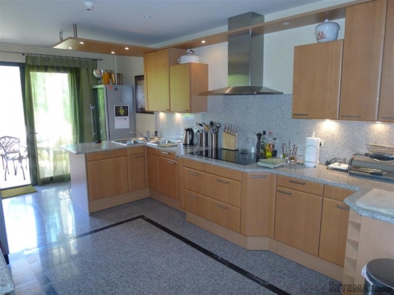 3 Bedroom Apartment For Sale In Aloha.. - 2