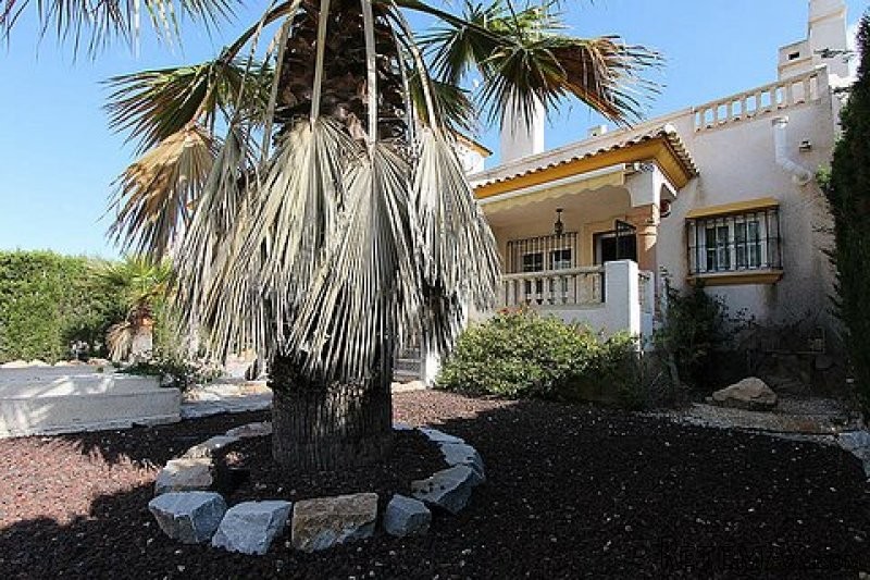 3 Bed South Facing Townhouse on Las..