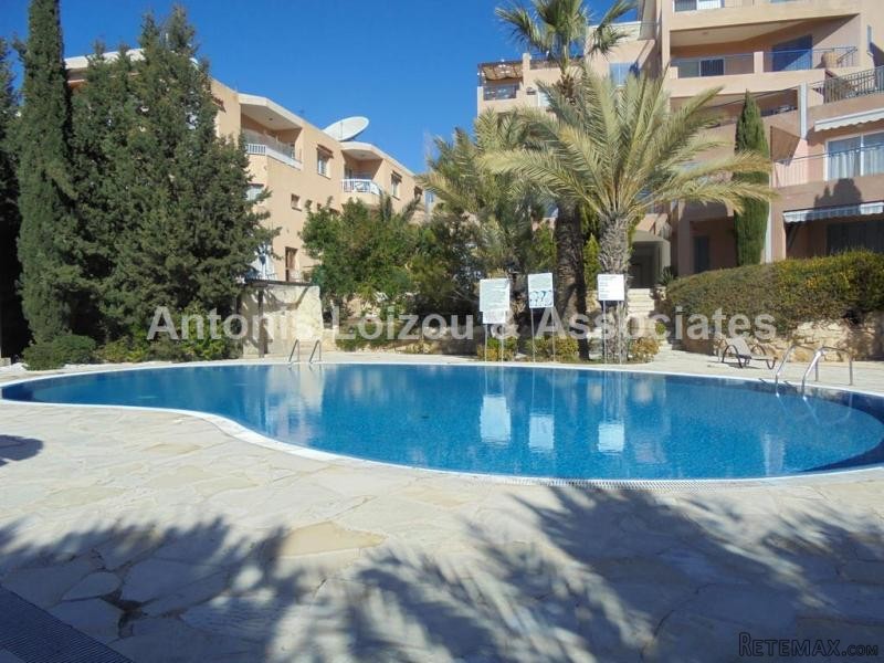 Lovely 2 Bed Ground Floor Apt Tala 1