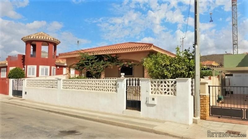3 Bedrooms - Chalet - Murcia - For Sale