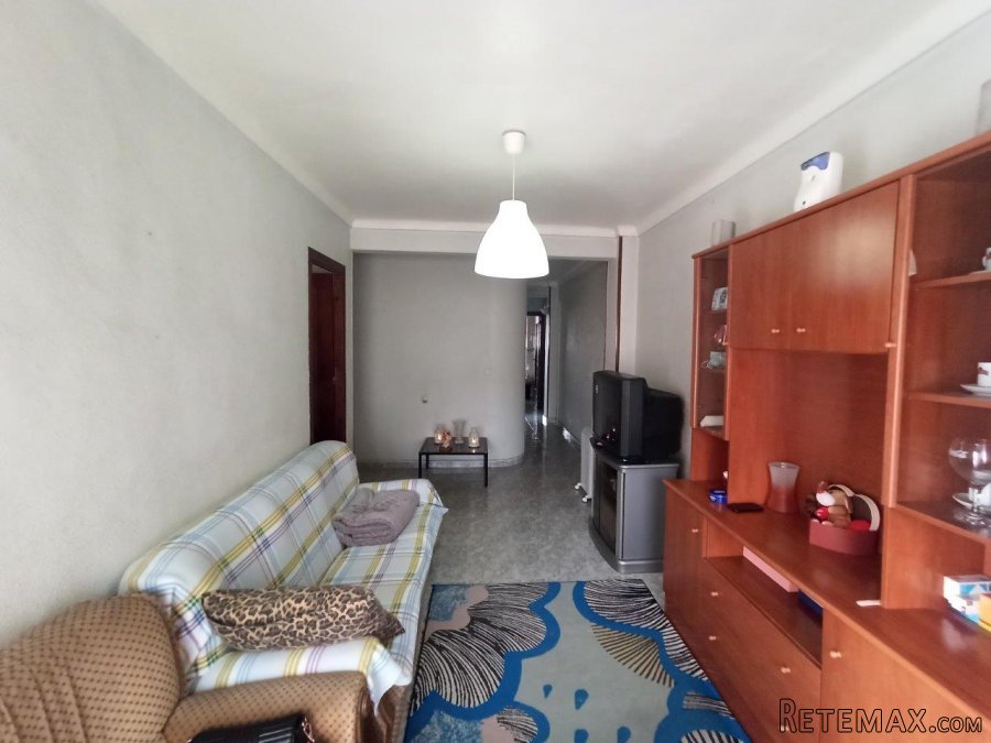 The house has 3 bedrooms, 1 bathroom and about 70 m2.The.. - 3