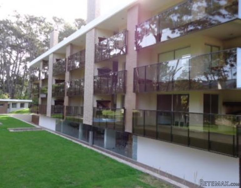 2 Bedroom Apartment - For Sale - Rinc...