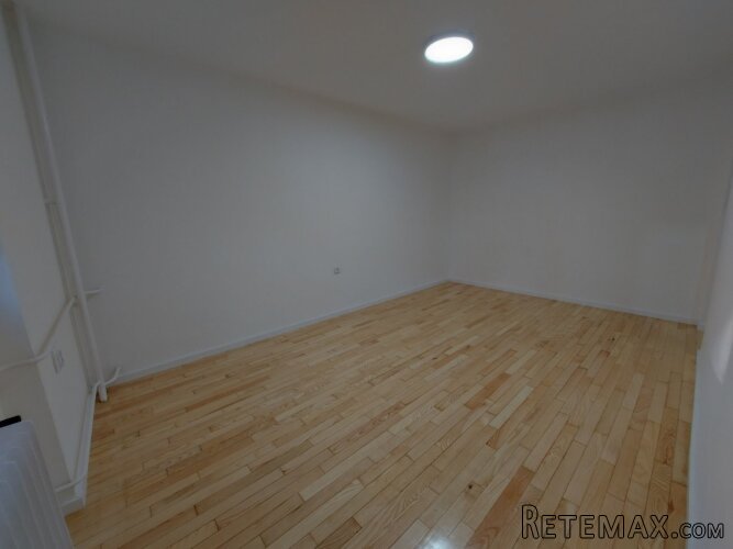 Prodajem dvoiposoban stan Novi Sad-Rotkvarija - 4
