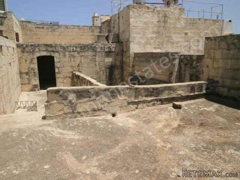 Hse. Of Char. Townhouse, Unconverted