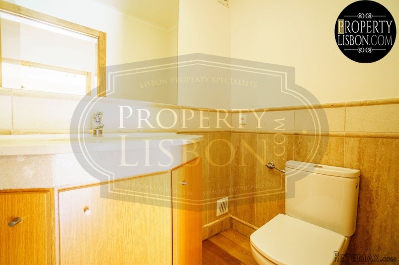 T4+1 Duplex Cascais Villa for sale in.. - 2