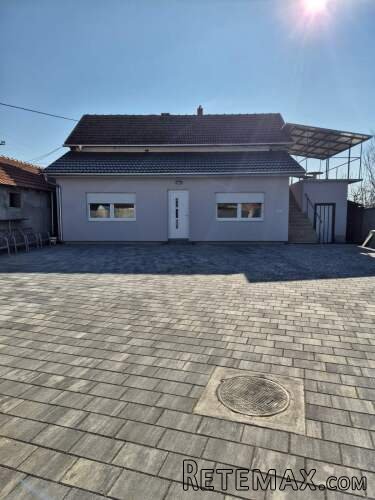 Prodajem kucu u Batajnici