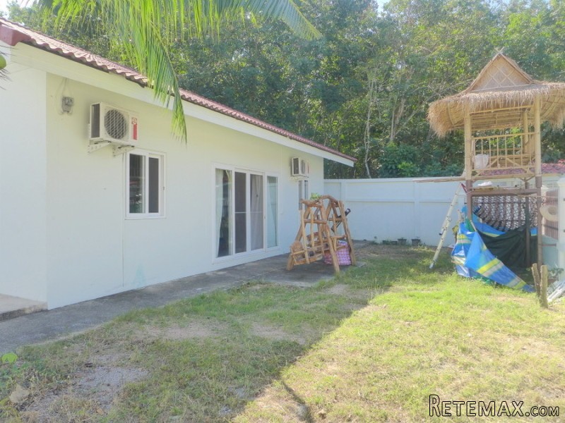 3 bedroom house on 500 m2 in Huai Yai - 2