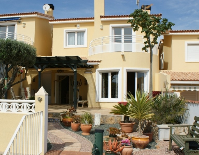 3 Bedroom Villa With Sea View For Sale..