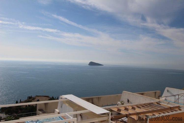 Suitable 1ºlinea located at sea in Benidorm
