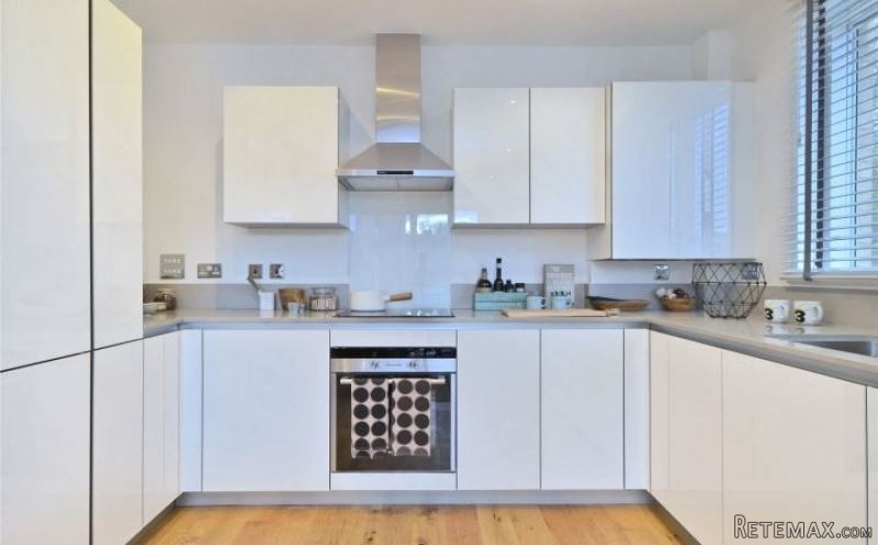 A202, Plender Street Apartments - 2