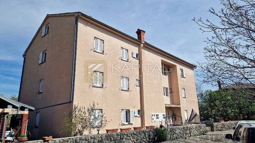 Opatija - Pobri, uređena garsonjera s lođom
