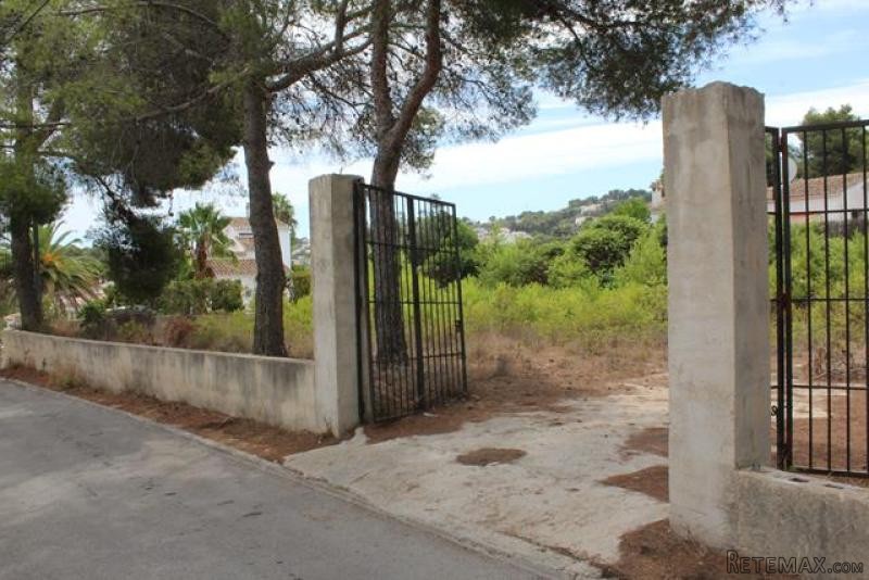 Plot in Javea
