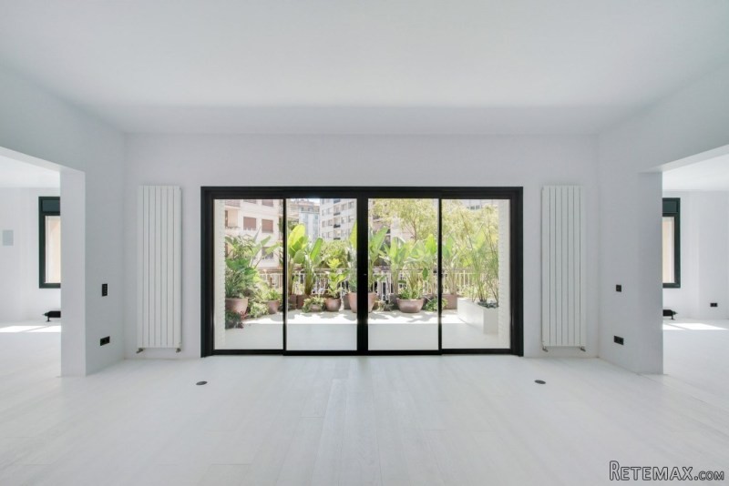 Eixample luxury property for sale steps.. - 2