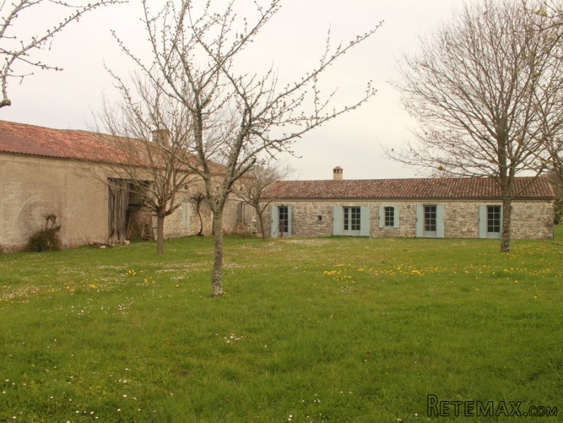 maison MONBOS 189 000 € HAI
