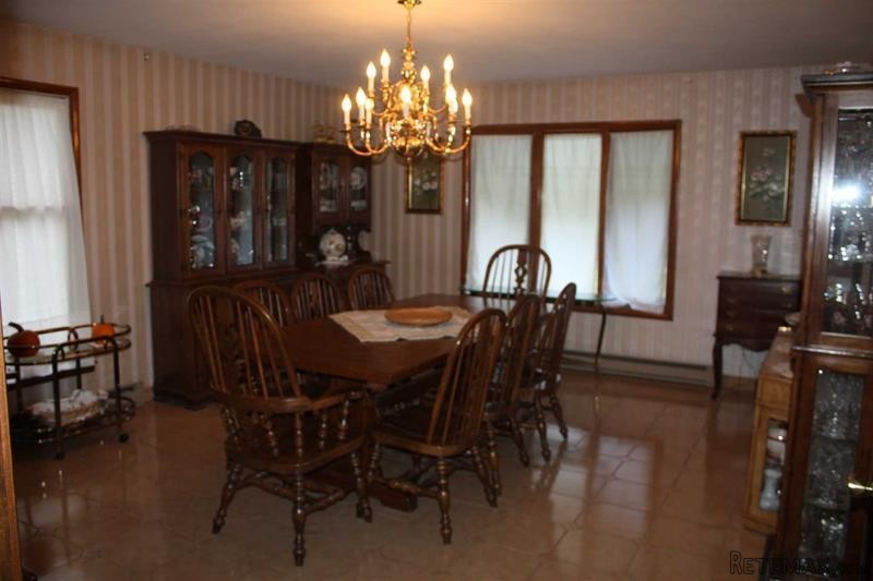 Commercial Property For Sale: 39.. - 2