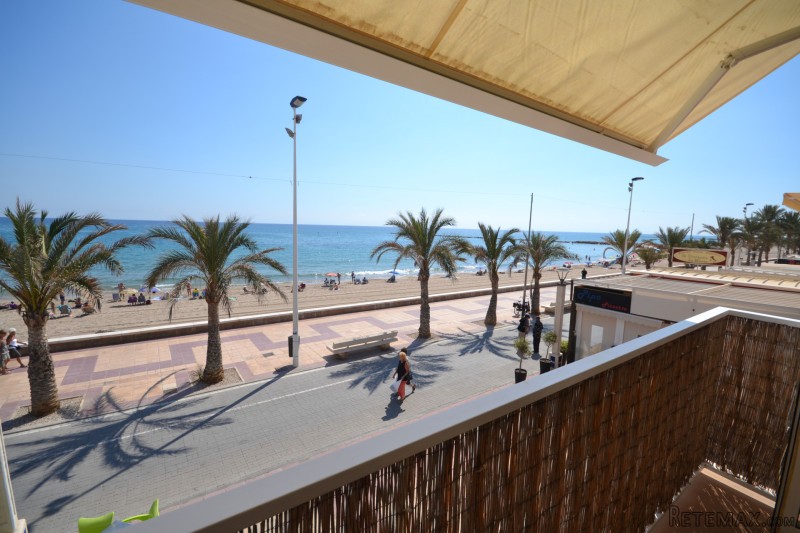 Amazing Front-Line Boulevard Apartment..