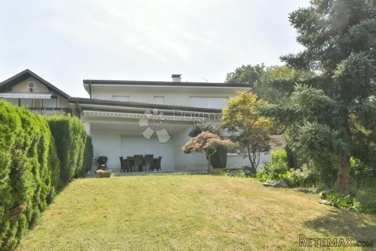 Granešina, obiteljska vila za prodaju
