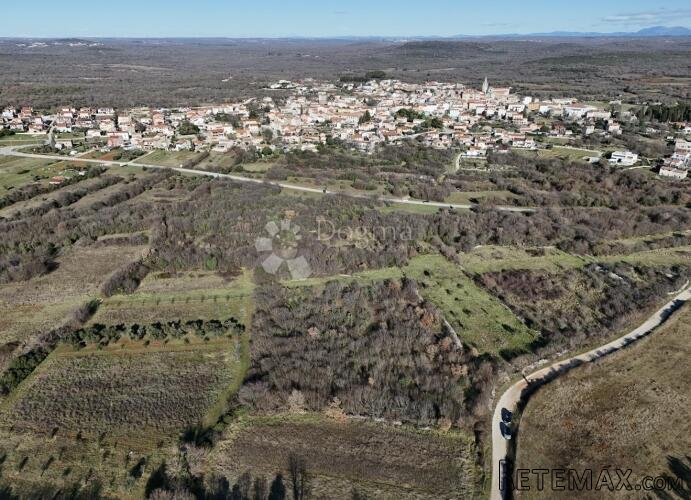 Zemljište Bale ,3.910m2