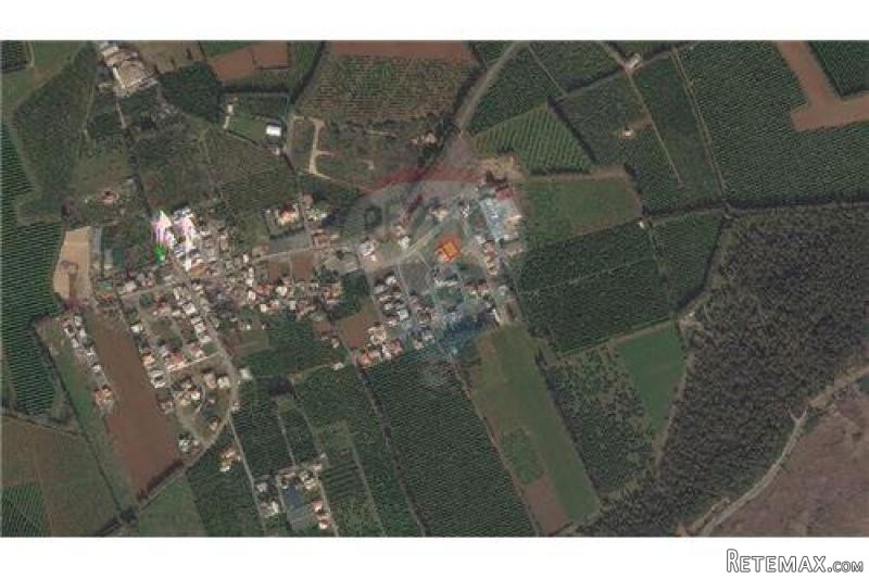 Plot of Land for Building - For Sale -..