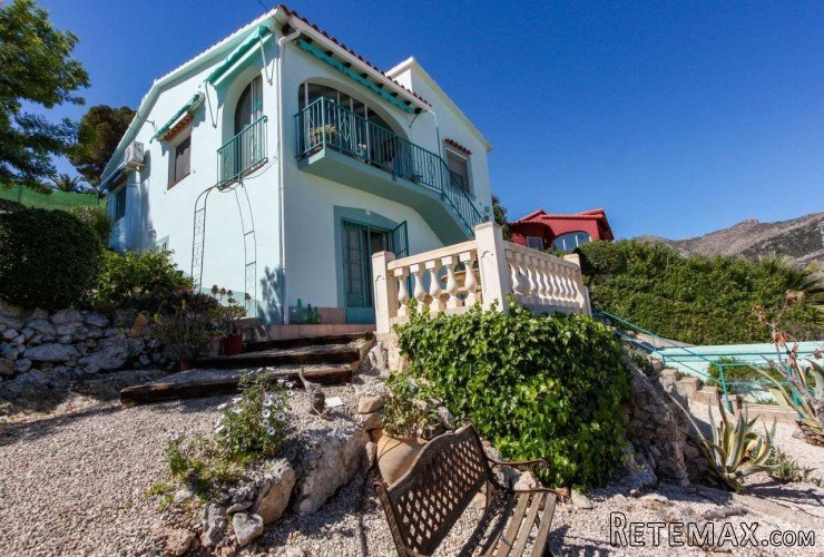 Villa overlooking the sea for sale in Orba. The first floor.. - 4