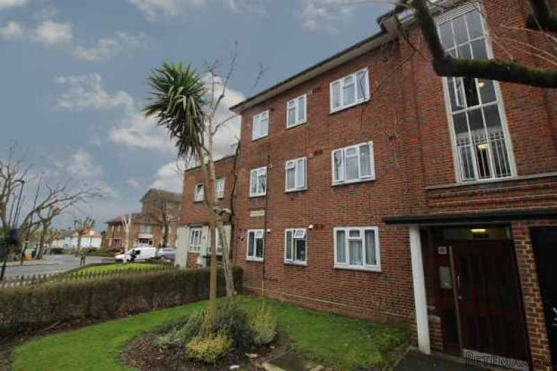 3 bedroom, Flat house for sale