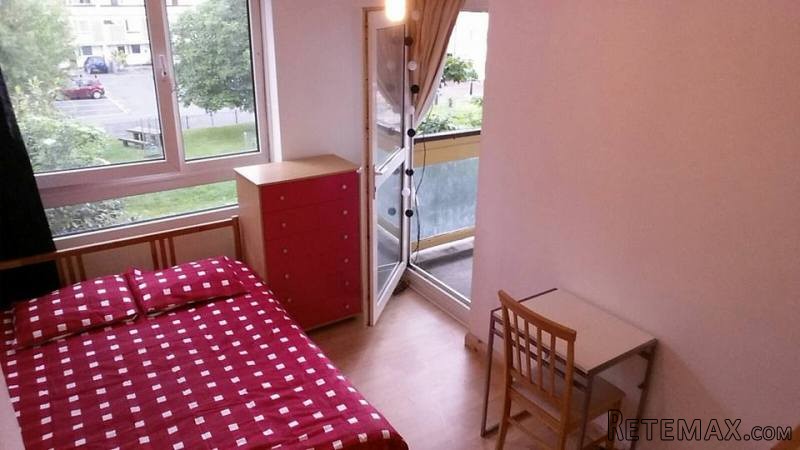 Double Room For 1 Person Near Canary..