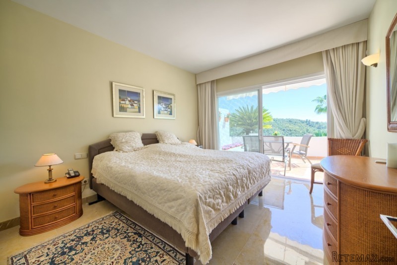 Beautiful Raised Ground Floor Apartment..