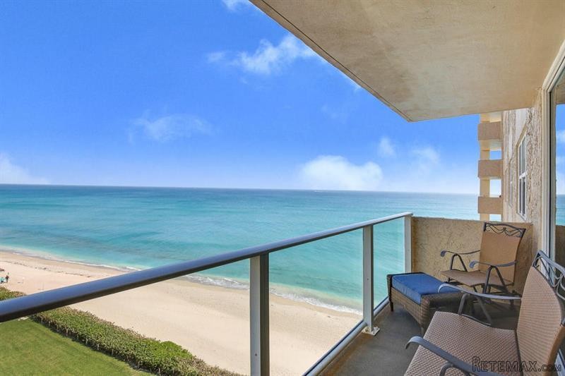 2 bedroom Residence For Sale: Singer..