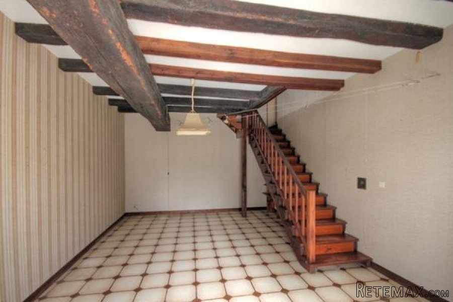 Melleran (79) - stone house with outbuildings and courtyard.. - 5