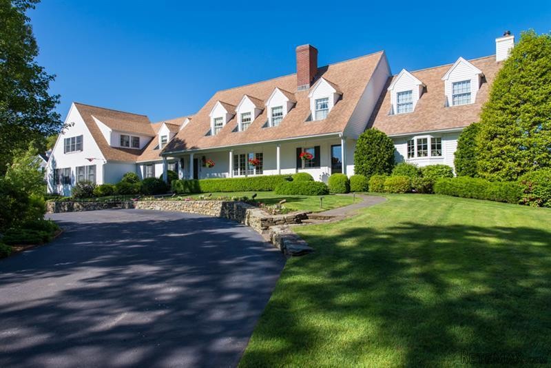 7 bedroom House For Sale: 92 North Bay.. - 2