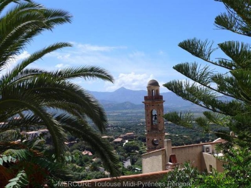 7 bedroom House For Sale: 20260 LUMIO - 2