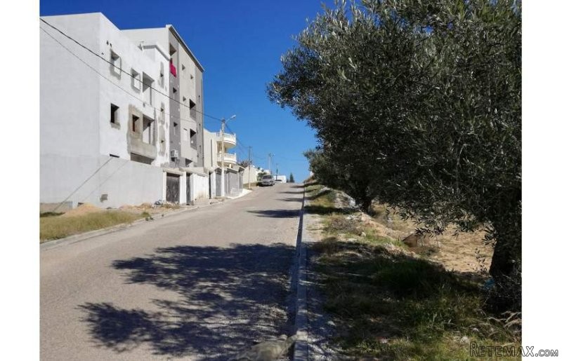 TERRAIN CONSTRUCTIBLE