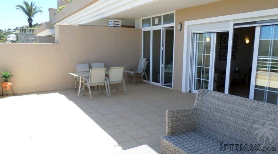 Third floor apartment offering great comfort, plenty of.. - 2