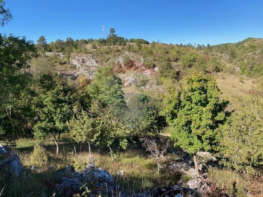 Trviž, zemljište turističke namjene 14374 m2 - 2