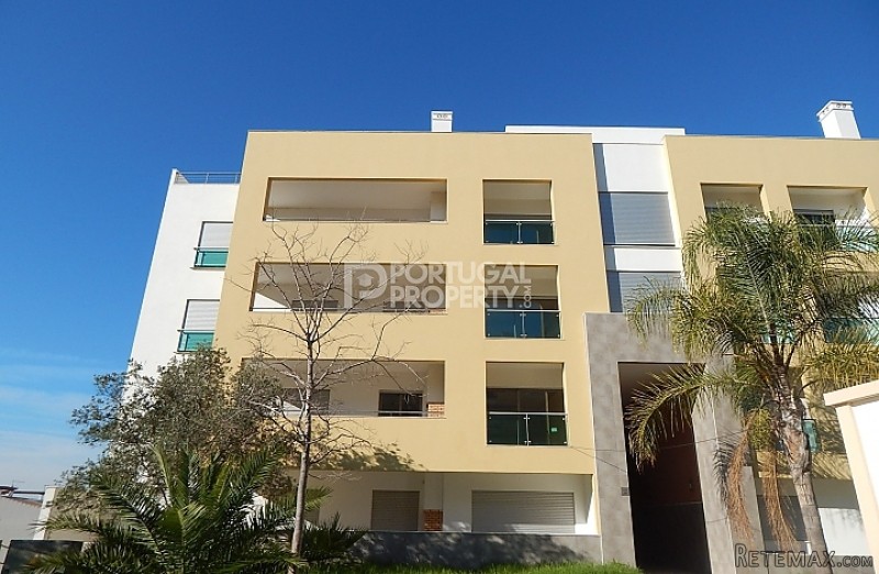 Spacious 3 bedroom duplex apartment in.. - 2
