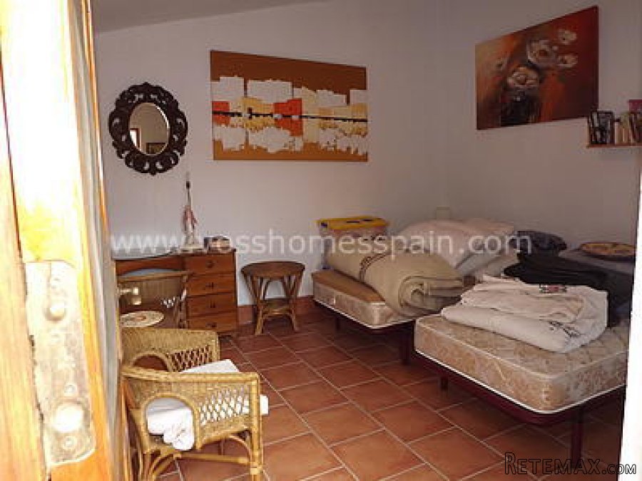 Full of character 3 bed, 3 bath country house with pool... - 5