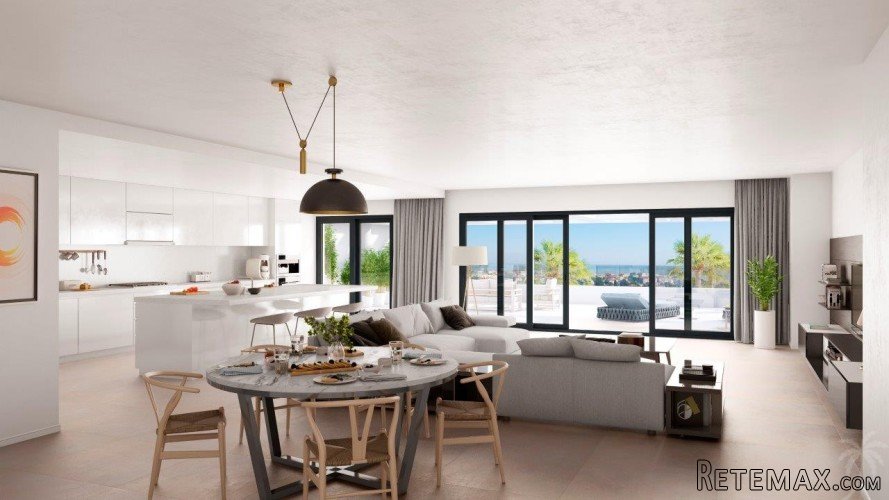 This spectacular residence is located in a perfectly.. - 6