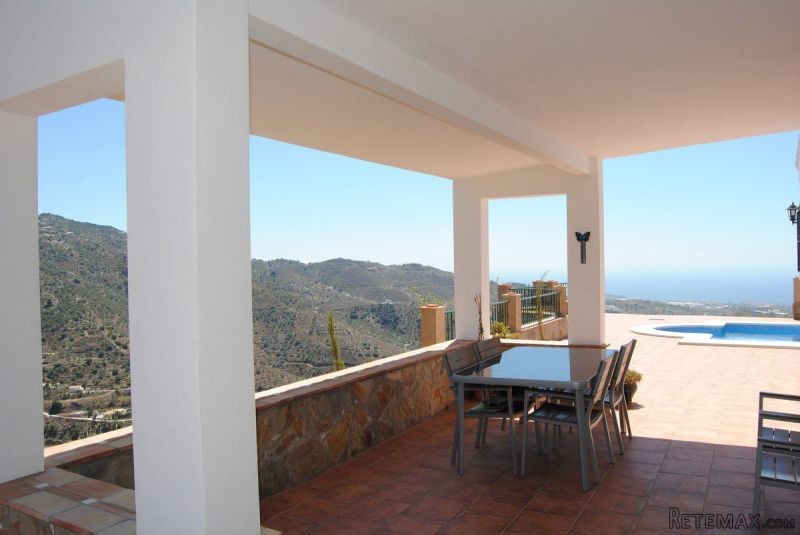 Villa for Sale in Arenas 309.000 € - 2