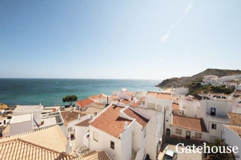 Algarve Burgau Apartment For Sale