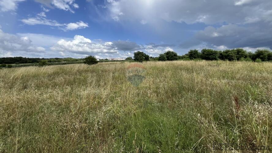 Istra, Poreč - okolica - građevinsko zemljište u poslovnoj z - 2