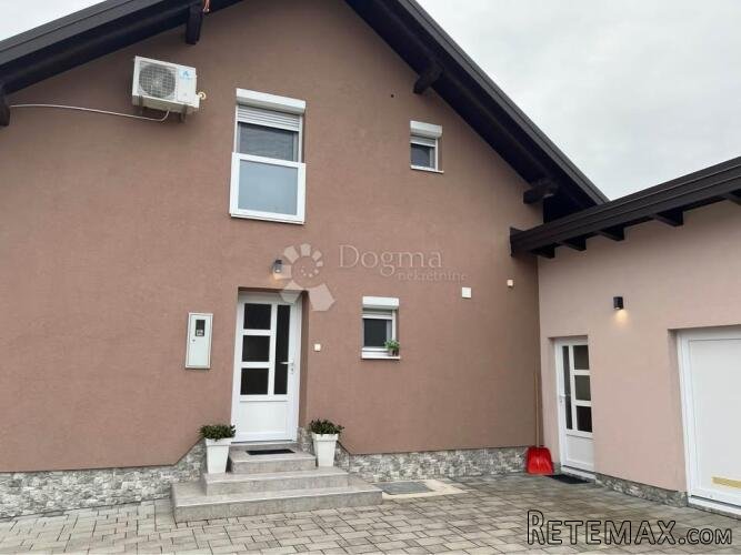 Odlična kuća u Otočcu - 2