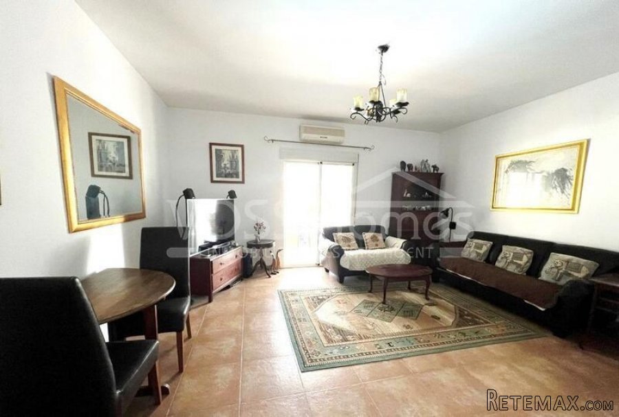 NEW TO VOSS HOMES - A spacious, traditional style villa for.. - 13