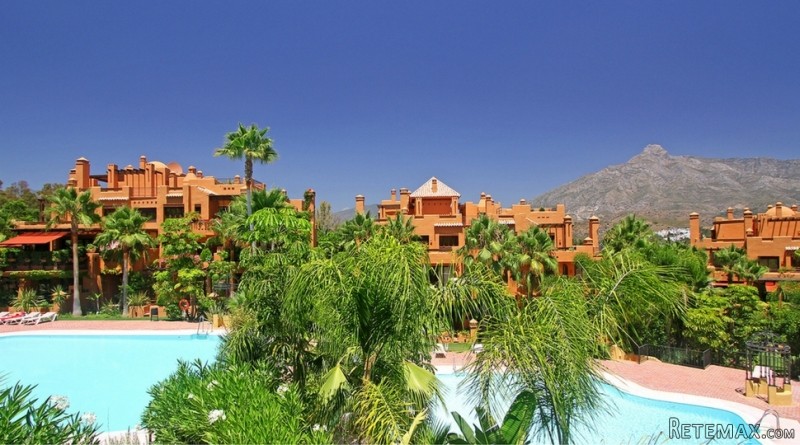 Three Bedroom Penthouse 2a15, La.. - 2