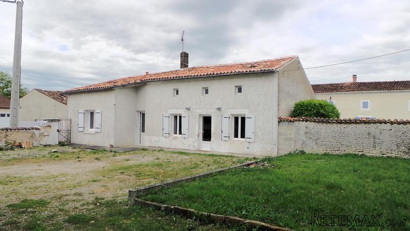 4-Bedroom Village House With Garden