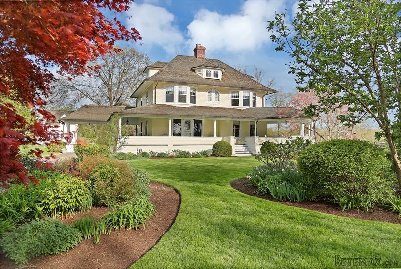 6 bedroom House For Sale: 96 Club Road..