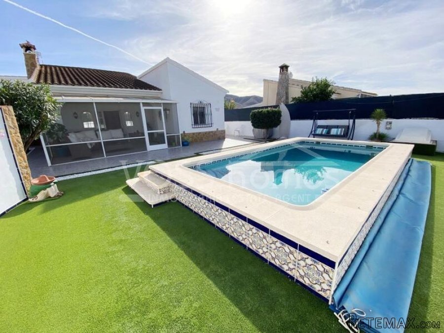 NEW & EXCLUSIVE LISTING TO VOSS HOMES - A larger than.. - 4