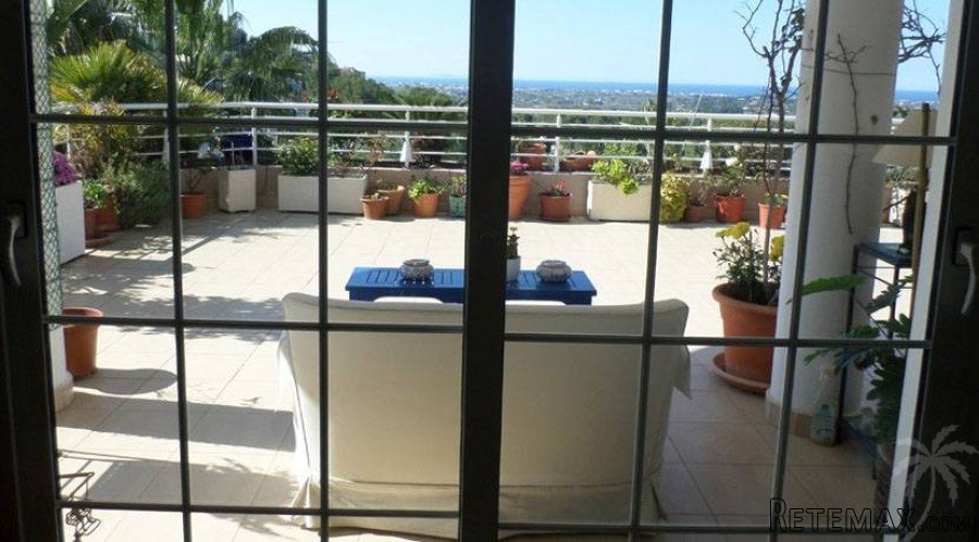 This stylish apartment with large terrace and beautiful sea.. - 8