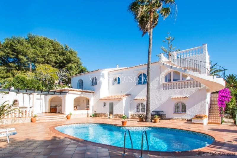 4 Bedroom Villa In Javea - 2