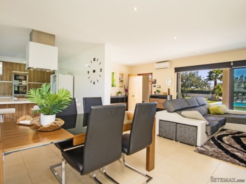 Modern Villa With Three Independent.. - 2