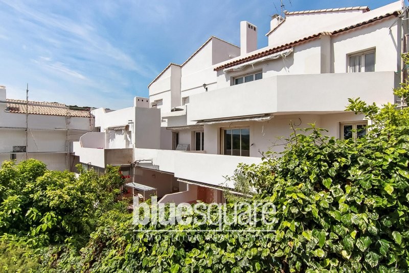 FOR SALE 2 BEDROOM APARTMENT CLOSE TO..